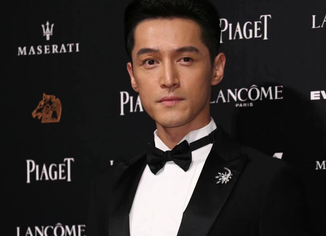 明星罕见童年照:赵丽颖年代感十足,沈腾灵动可爱,林志玲反差大休闲区蓝鸢梦想 - Www.slyday.coM 明星罕见童年照:赵丽颖年代感十足,沈腾灵动可爱,林志玲反差大休闲区蓝鸢梦想 - Www.slyday.coM