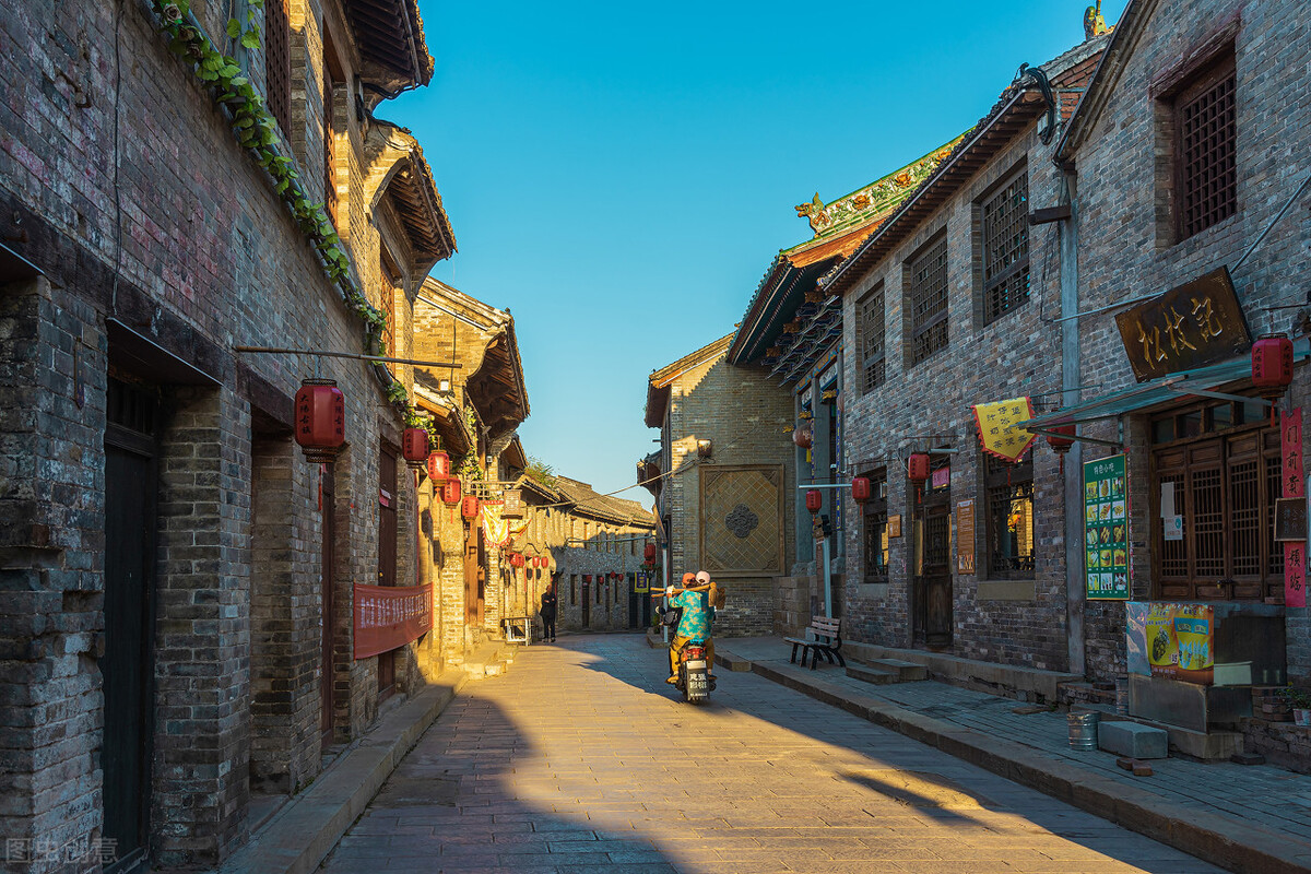 山西一个低调的古镇高官辈出豪宅遍地藏着北方最大明清古建群