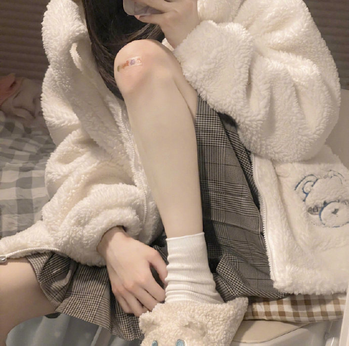 “我想你了”的高级表达方式 1、没和我说话，不觉得缺点什么吗?休闲区蓝鸢梦想 - Www.slyday.coM