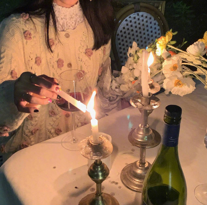 “我想你了”的高级表达方式 1、没和我说话，不觉得缺点什么吗?休闲区蓝鸢梦想 - Www.slyday.coM