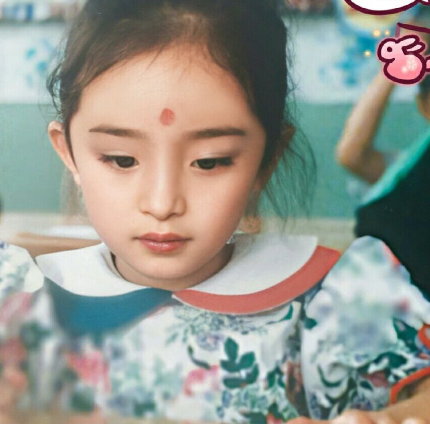 明星罕见童年照：赵丽颖年代感十足，沈腾憨萌可爱，林志玲反差大休闲区蓝鸢梦想 - Www.slyday.coM