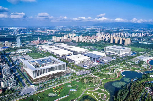 西安人身边的湿地，美得不像话休闲区蓝鸢梦想 - Www.slyday.coM