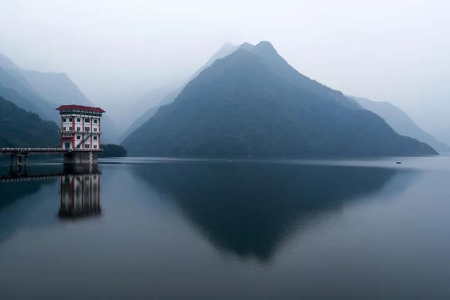 西安人身边的湿地，美得不像话休闲区蓝鸢梦想 - Www.slyday.coM