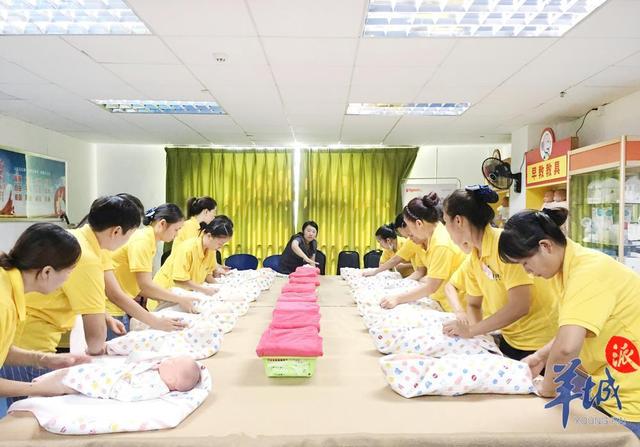 深读东莞丨本科生从白领变专业月嫂，更多年轻高学历人才进入家政行业休闲区蓝鸢梦想 - Www.slyday.coM