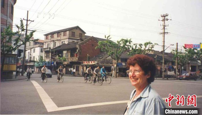 讲述和捍卫历史：前上海犹太难民索尼娅获得“丝路友好使者”称号休闲区蓝鸢梦想 - Www.slyday.coM