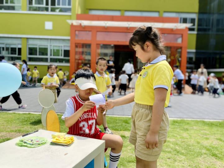 唱歌、跳舞、讲故事、演奏……河庄幼儿园的娃们秀才艺庆六一休闲区蓝鸢梦想 - Www.slyday.coM