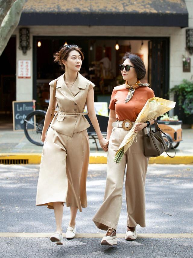 “腿粗+屁股大”的女人，建议多穿这3种裤子，修饰身材还更显瘦休闲区蓝鸢梦想 - Www.slyday.coM