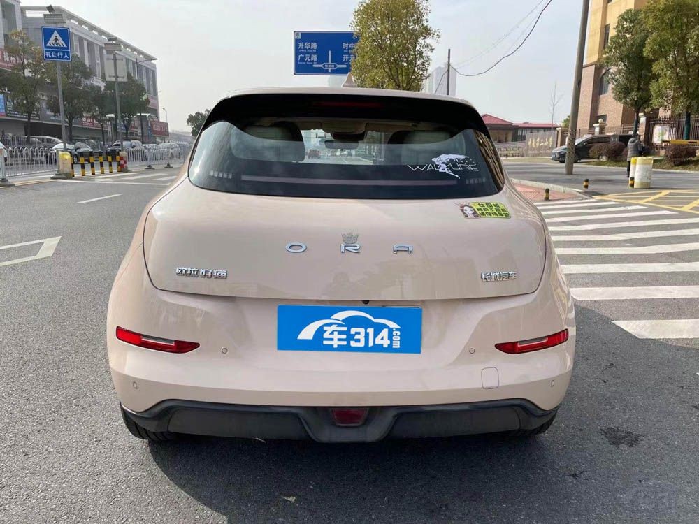 小型纯电车型该如何选择？欧拉好猫和比亚迪海豚您选择谁