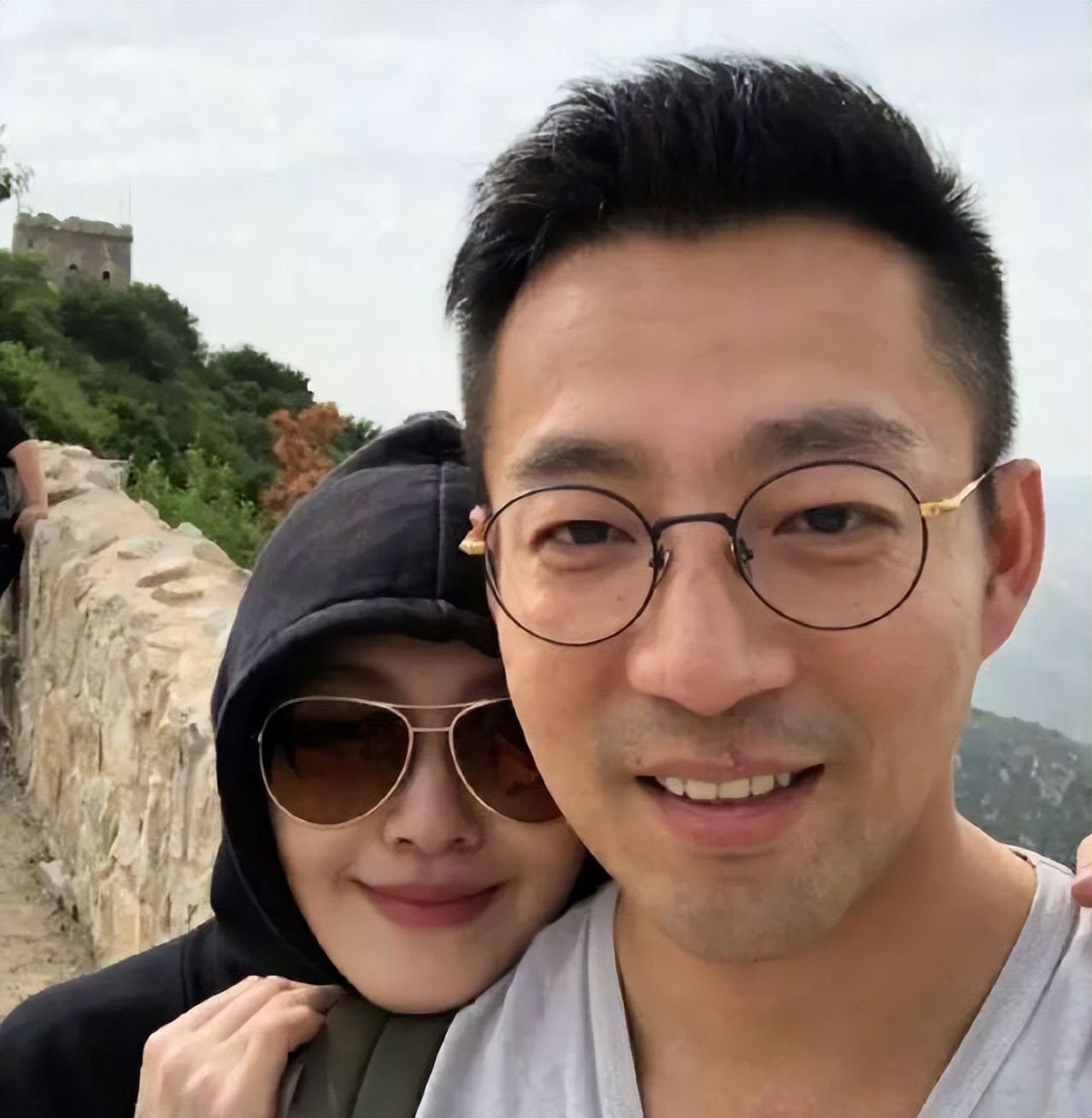 台湾作家替汪小菲鸣不平称照片很正常汪小菲的行为都可以理解