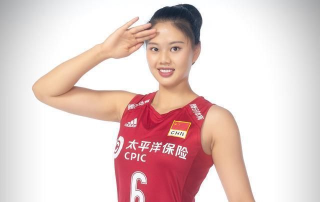 1625中国女排首局输得有点多王唯漪不如王梦洁金烨表现差