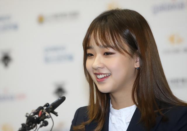 又一世界体操女神官宣结婚,男方比她大9岁,2人仅仅认识1个月休闲区蓝鸢梦想 - Www.slyday.coM 又一世界体操女神官宣结婚,男方比她大9岁,2人仅仅认识1个月休闲区蓝鸢梦想 - Www.slyday.coM