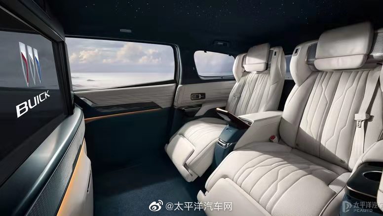 四座版的MPV究竟有多爽？看看别克GL8世纪版，真香实锤了！休闲区蓝鸢梦想 - Www.slyday.coM