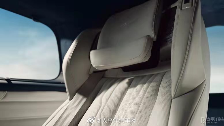 四座版的MPV究竟有多爽？看看别克GL8世纪版，真香实锤了！休闲区蓝鸢梦想 - Www.slyday.coM