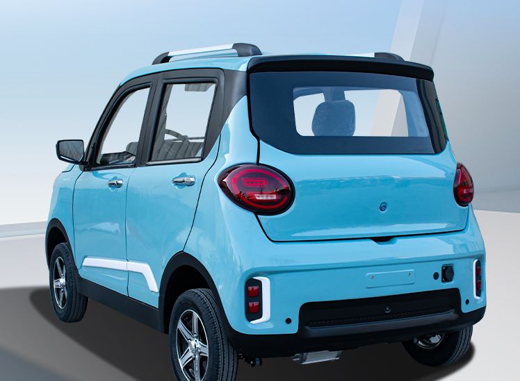 2款四轮老年代步车来了,起步有劲,最大续航220公里!还配空调-新浪汽车