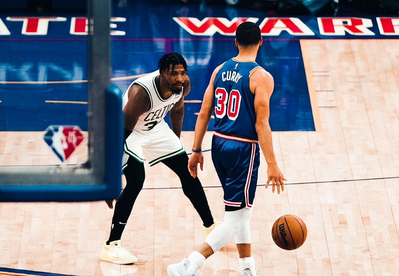 库里三分球13中13,仍让球迷担忧!总决赛不该见到拉胯的库里休闲区蓝鸢梦想 - Www.slyday.coM 库里三分球13中13,仍让球迷担忧!总决赛不该见到拉胯的库里休闲区蓝鸢梦想 - Www.slyday.coM