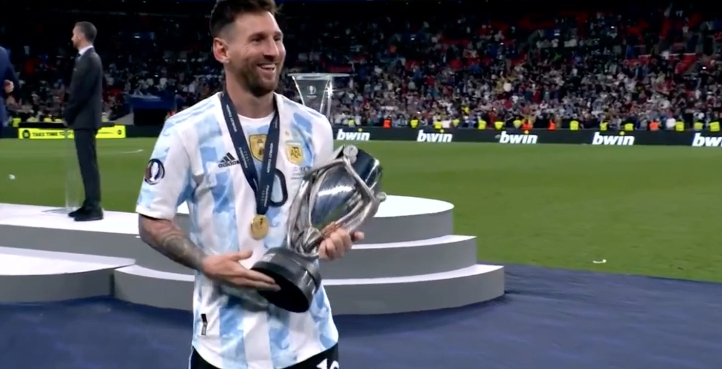 足坛动荡夜欧冠7冠王12亿易主两巨星离队阿根廷夺冠梅西mvp