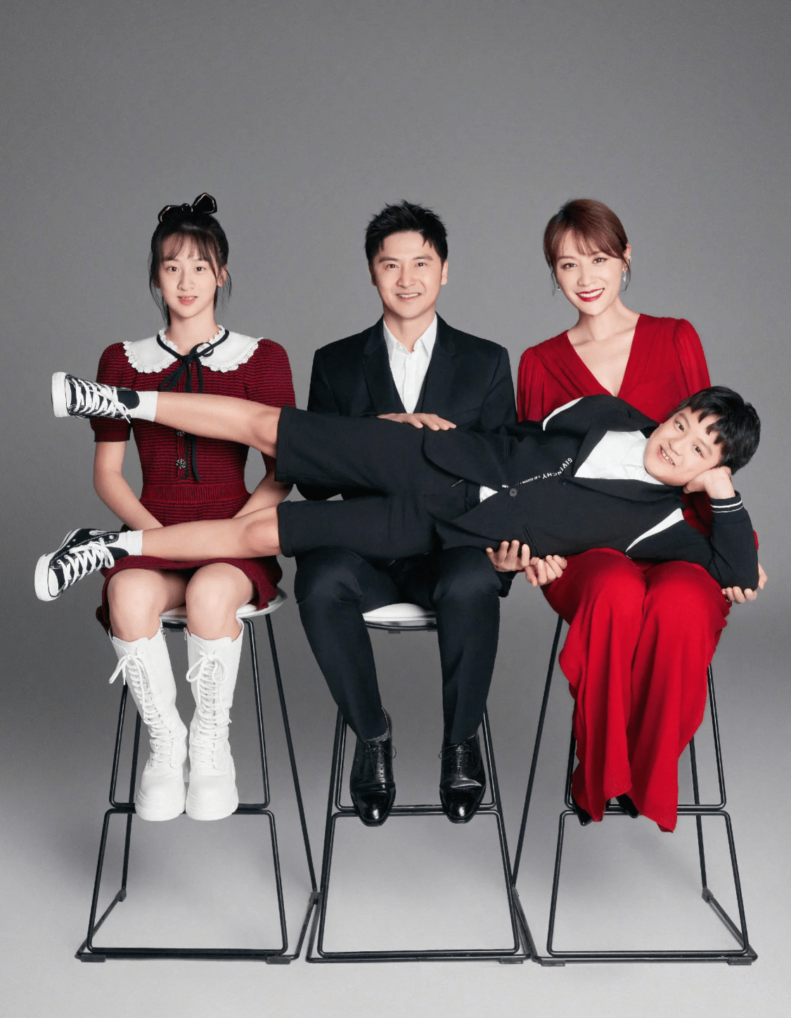 田亮一家四口颜值都高14岁的森碟好漂亮了身高比叶一茜还高