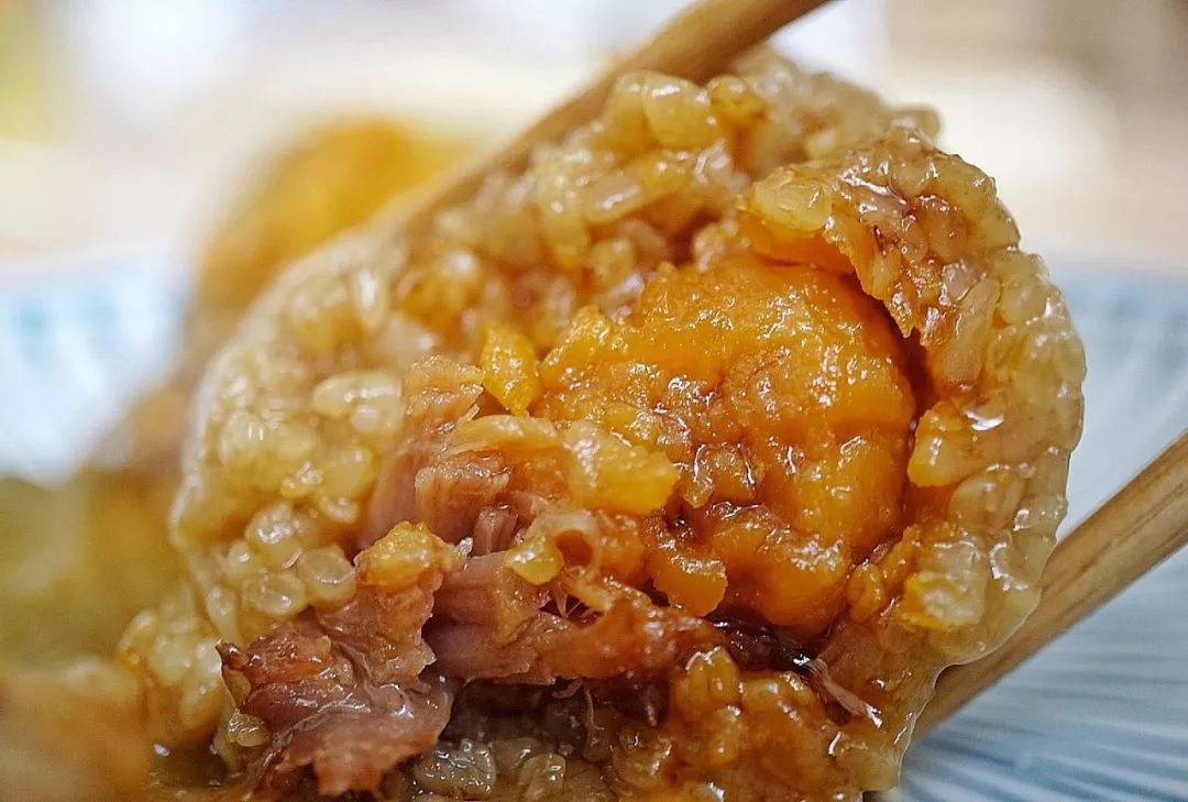 太馋了！小编连买5年的宝藏粽子，每一粒米都好吃！休闲区蓝鸢梦想 - Www.slyday.coM