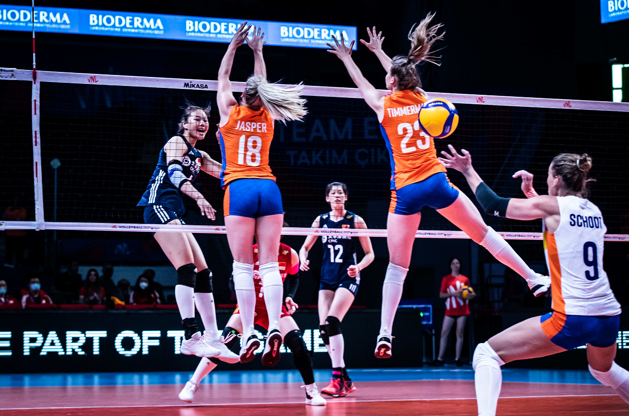 3比1力克荷兰队！中国女排首秀赢得艰难，逆境打出顽强精神休闲区蓝鸢梦想 - Www.slyday.coM