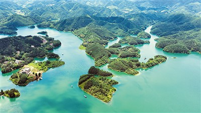 5月29日,湖南省常宁市天湖国度湿地公园。周秀鱼春摄(人民视觉)