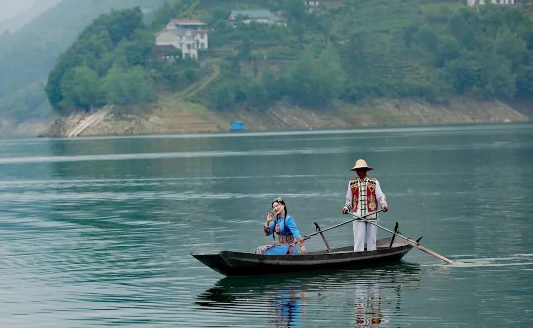 悠悠龙船调烈烈民族情邓超予携新编龙船调邀你一起过端午