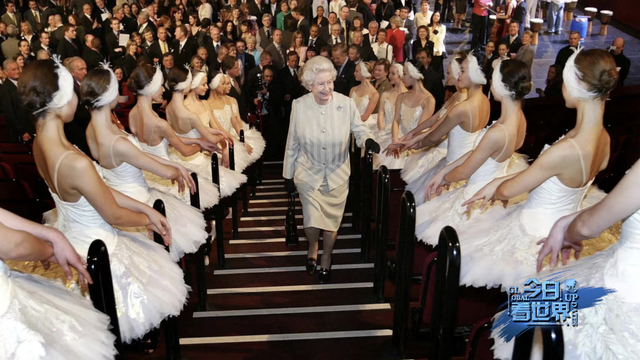 红颜变白发,英国女王伊丽莎白二世70年的王冠之路休闲区蓝鸢梦想 - Www.slyday.coM 红颜变白发,英国女王伊丽莎白二世70年的王冠之路休闲区蓝鸢梦想 - Www.slyday.coM