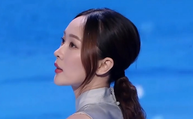 端午晚会明星状态:金晨穿古装跳舞青筋抢镜,罗云熙干瘪韩庚浮肿休闲区蓝鸢梦想 - Www.slyday.coM 端午晚会明星状态:金晨穿古装跳舞青筋抢镜,罗云熙干瘪韩庚浮肿休闲区蓝鸢梦想 - Www.slyday.coM