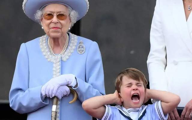 红颜变白发,英国女王伊丽莎白二世70年的王冠之路休闲区蓝鸢梦想 - Www.slyday.coM 红颜变白发,英国女王伊丽莎白二世70年的王冠之路休闲区蓝鸢梦想 - Www.slyday.coM