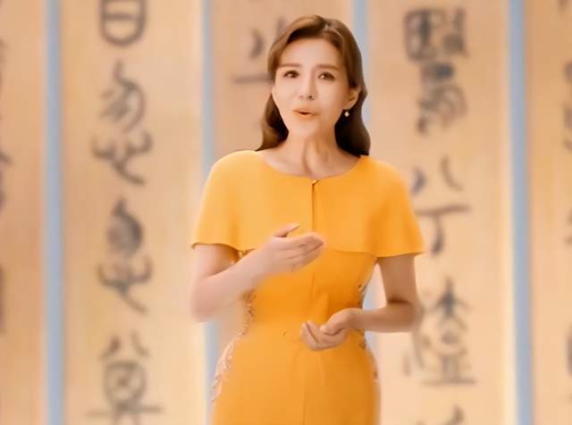 端午晚会明星状态:金晨穿古装跳舞青筋抢镜,罗云熙干瘪韩庚浮肿休闲区蓝鸢梦想 - Www.slyday.coM 端午晚会明星状态:金晨穿古装跳舞青筋抢镜,罗云熙干瘪韩庚浮肿休闲区蓝鸢梦想 - Www.slyday.coM