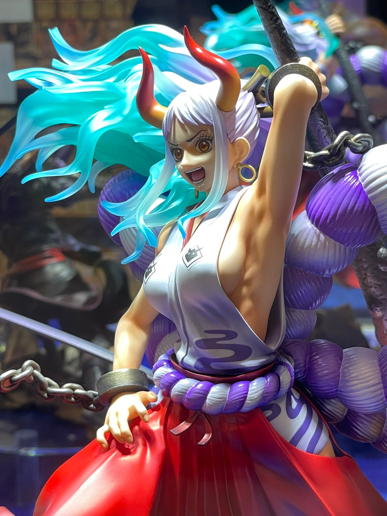 pop海贼王鬼气九刀流索隆手办和大和手办实拍图