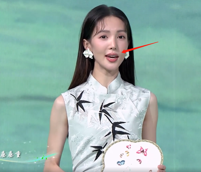 端午晚会明星状态:金晨穿古装跳舞青筋抢镜,罗云熙干瘪韩庚浮肿休闲区蓝鸢梦想 - Www.slyday.coM 端午晚会明星状态:金晨穿古装跳舞青筋抢镜,罗云熙干瘪韩庚浮肿休闲区蓝鸢梦想 - Www.slyday.coM