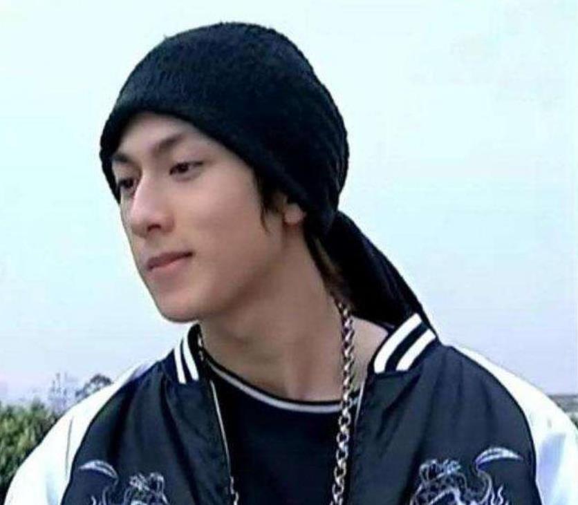 终极一班里惊艳时光的帅气男配多年以后再看依旧是美男