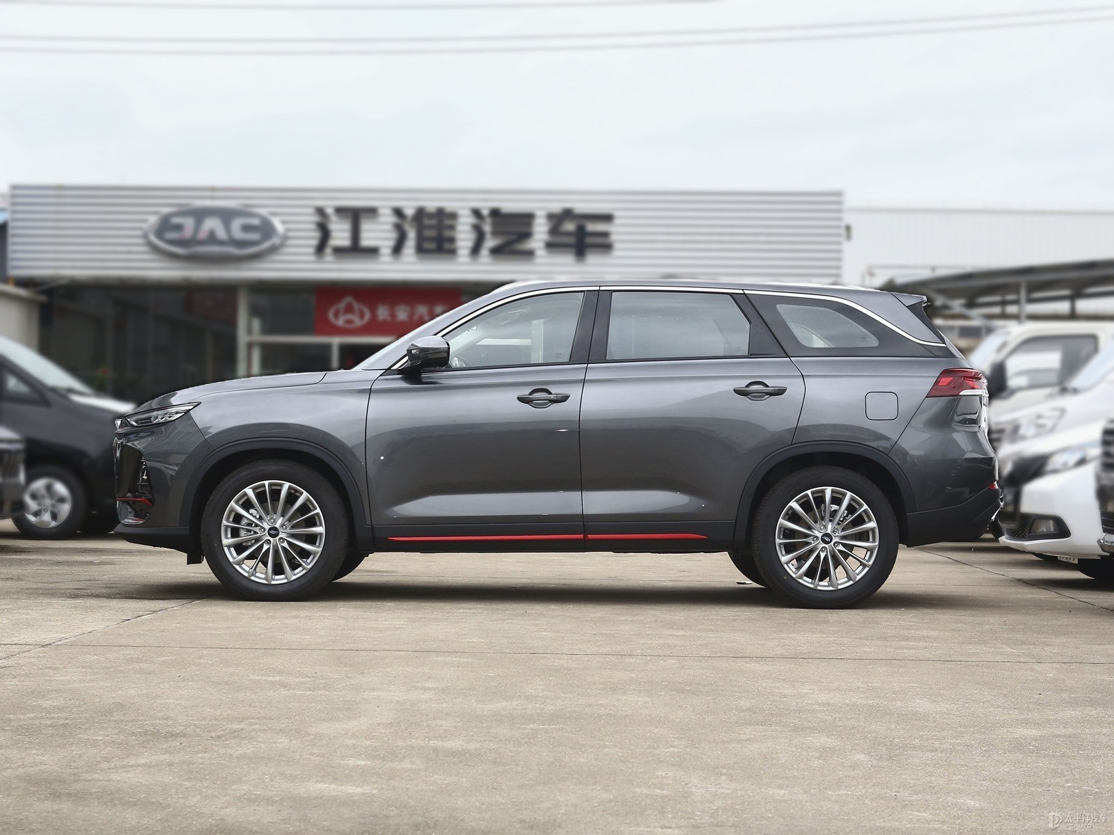 长安欧尚x7plus七座版将于6月9日正式上市