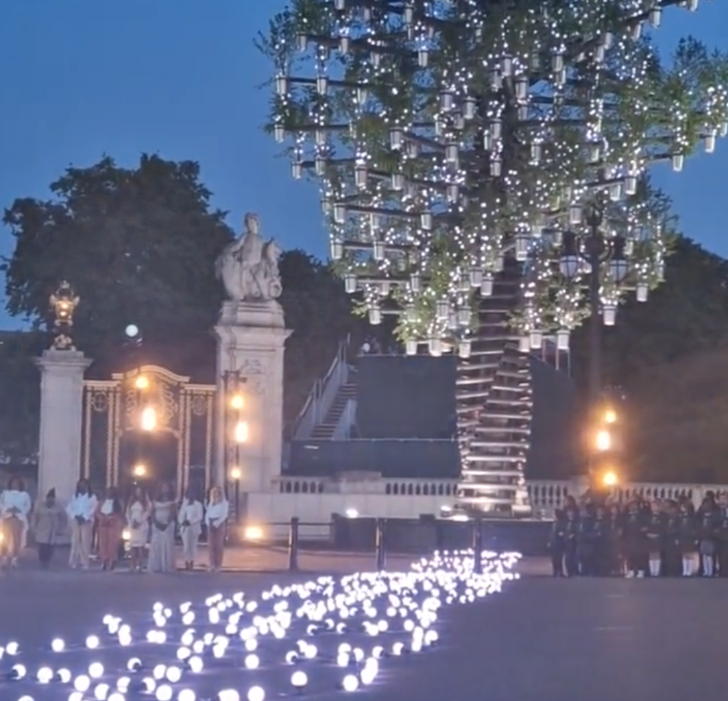 英国女王身体不适，暂停参加在位70周年活动休闲区蓝鸢梦想 - Www.slyday.coM