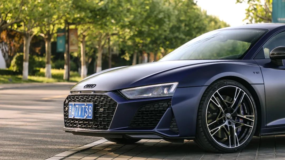 中置四驱曾经是无数男孩的梦想之车想买的抓紧了