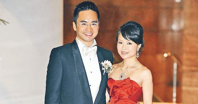 据悉,两人相识于06年6月份,余雅颎起初的时候对郑志刚无感,也没有正眼