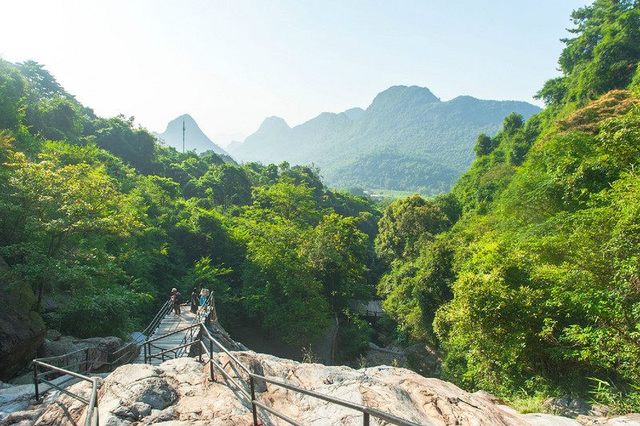 绝美天门沟,自驾广东必去景区之一!四季都美超适合避暑!休闲区蓝鸢梦想 - Www.slyday.coM 绝美天门沟,自驾广东必去景区之一!四季都美超适合避暑!休闲区蓝鸢梦想 - Www.slyday.coM