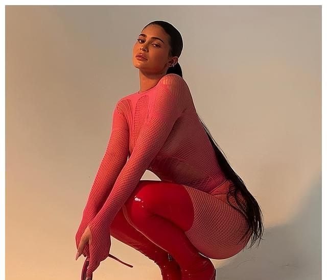 金小妹穿渔网装到办公室姐姐科勒嫉妒产后3个月恢复别致