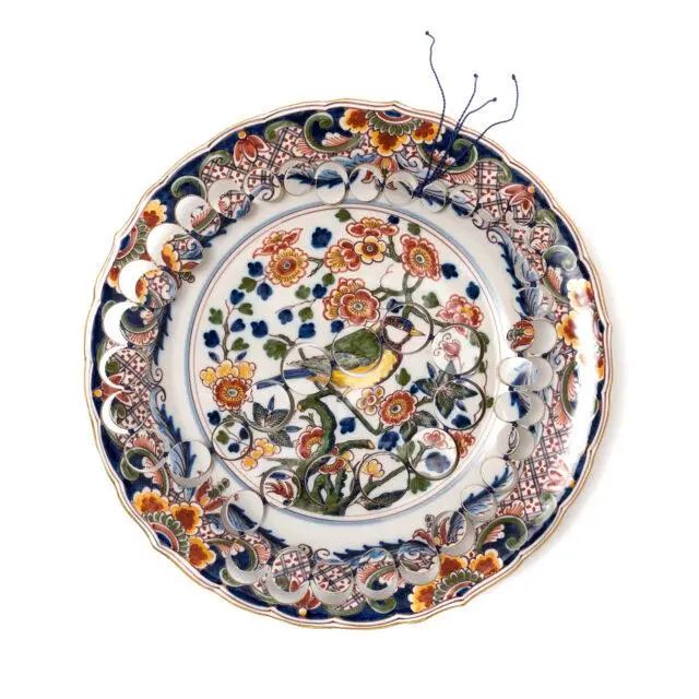 把餐具戴在身上,女设计师亲手拆解古董,制作出无价的首饰休闲区蓝鸢梦想 - Www.slyday.coM 把餐具戴在身上,女设计师亲手拆解古董,制作出无价的首饰休闲区蓝鸢梦想 - Www.slyday.coM