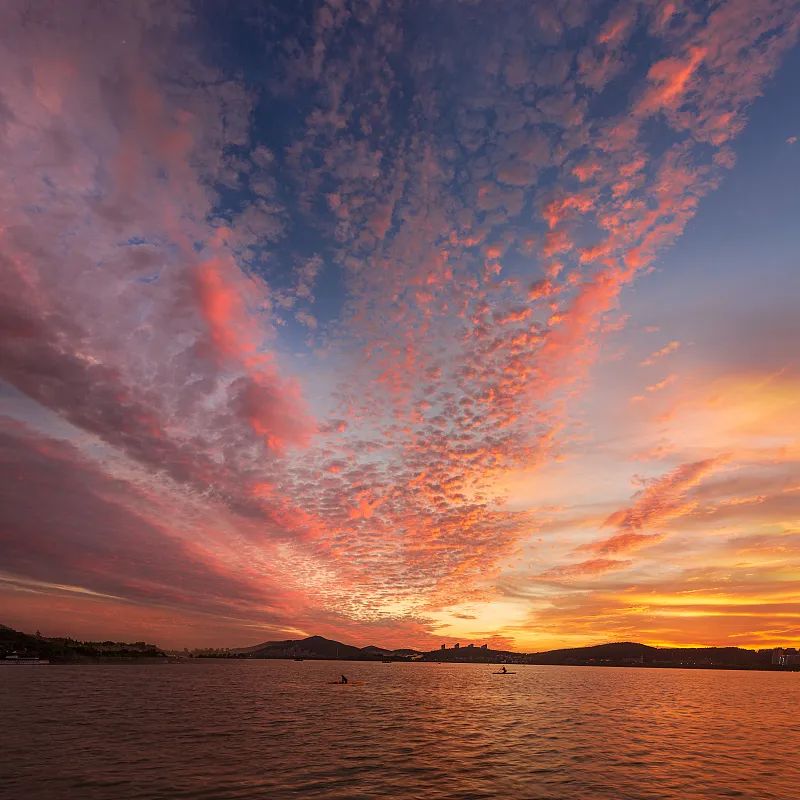 北京的云飘到你朋友圈了吗？休闲区蓝鸢梦想 - Www.slyday.coM