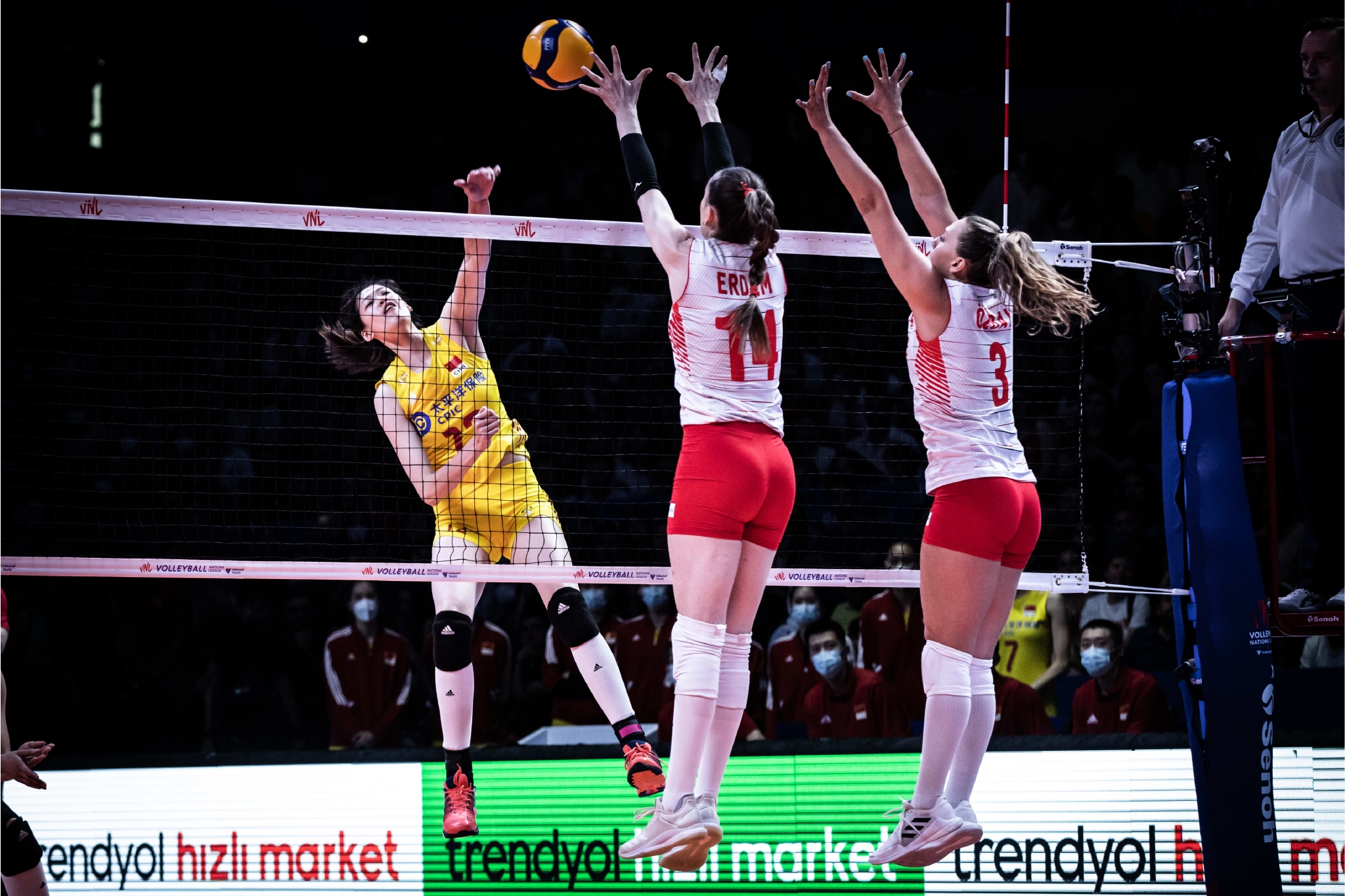 中国女排3比1掀翻东道主土耳其女排休闲区蓝鸢梦想 - Www.slyday.coM