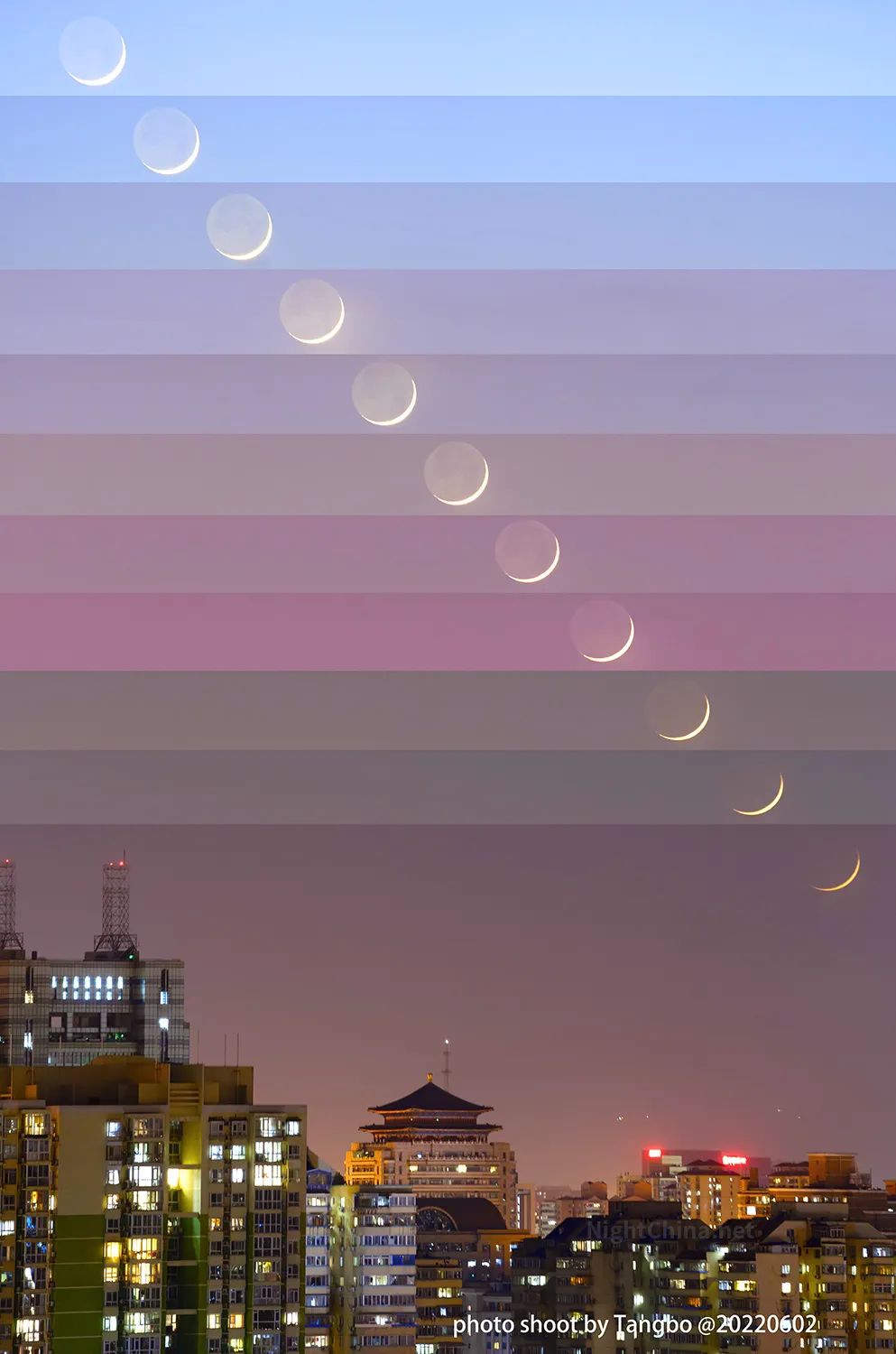 农历初三的新月夜空中国