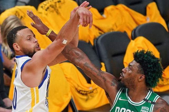 勇士薪金空间爆炸,球队进入最后的辉煌期,重建或势在必行休闲区蓝鸢梦想 - Www.slyday.coM 勇士薪金空间爆炸,球队进入最后的辉煌期,重建或势在必行休闲区蓝鸢梦想 - Www.slyday.coM