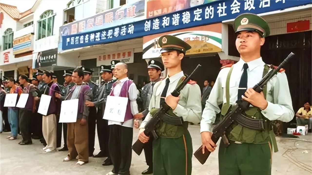 20年前山西燕子帮15名成员考入警校卧底18次替组织通风报信