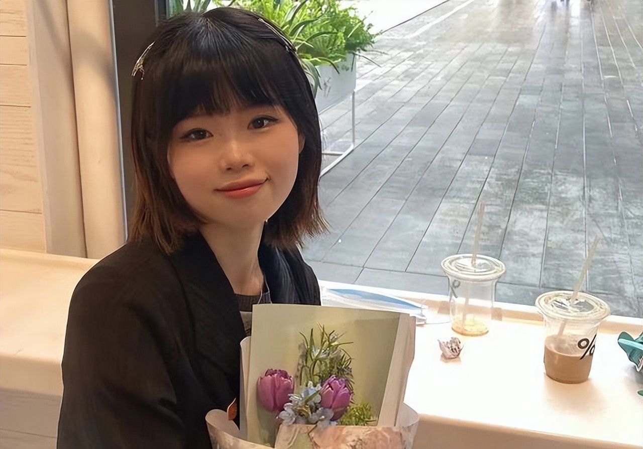 孙卓认亲后的第一个儿童节，网友好奇孙悦的礼物，姐姐的回复亮了休闲区蓝鸢梦想 - Www.slyday.coM