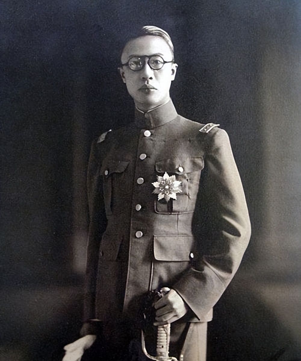 溥仪退位后,在当时还有多大的影响力?|民国|溥杰|君王|皇帝|清朝_新浪新闻