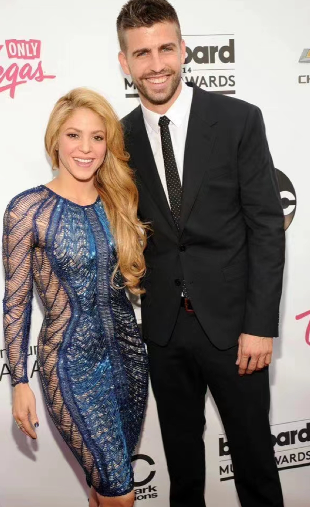 足坛巨星皮克与老婆分居曾婚内出轨年轻美女在争夺儿子抚养权