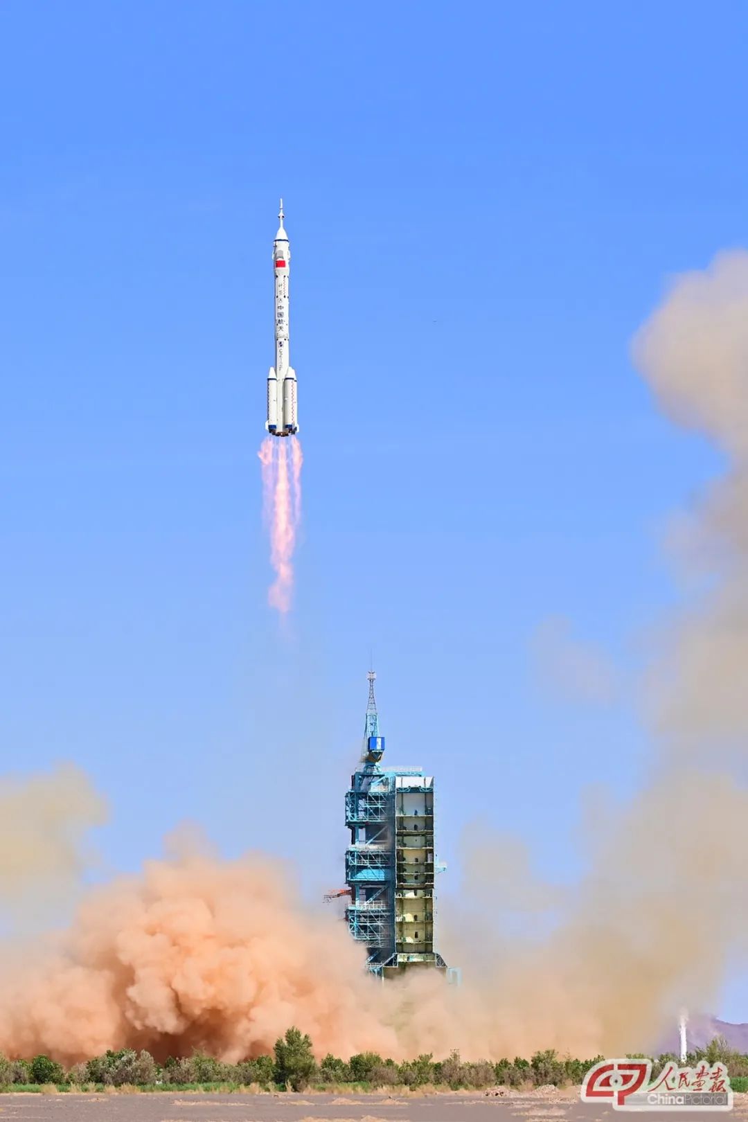 高清大图来了！神舟十四号载人飞船发射取得圆满成功！休闲区蓝鸢梦想 - Www.slyday.coM