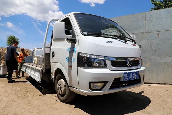 小块头的大能量东风途逸t5成就的北京幸福生活卡车之友网