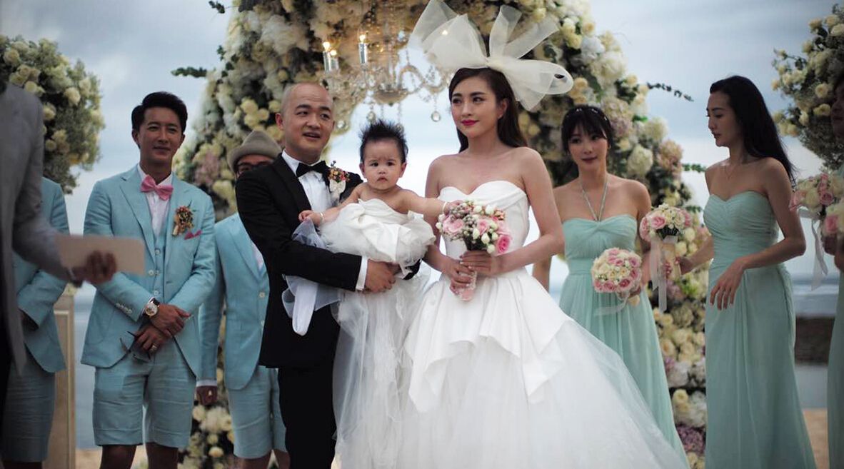 否认恶俗婚闹坚称被人设计包贝尔旧账被翻到底冤不冤